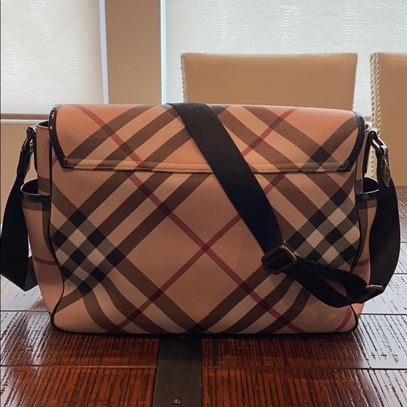 COPY - Burberry Diaper bag - Picture 2 of 5
